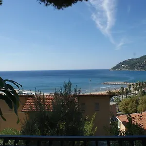 Apartment La Pineta, Marina dʼAndora